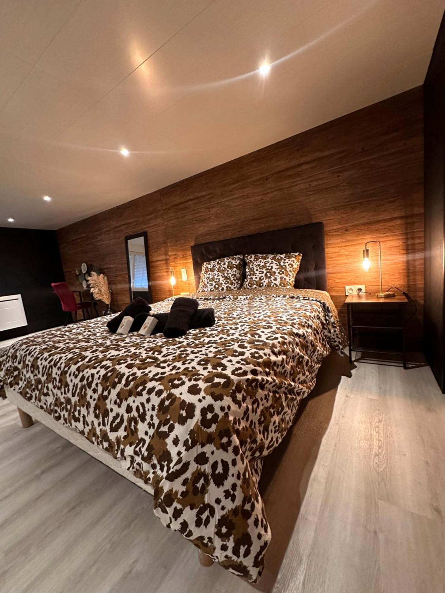 Jolie Dependance Equipee Apartman Cholet Kültér fotó